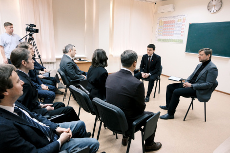 В день российской науки в Академгородке прошла встреча Губернатора Красноярского края с молодыми учеными